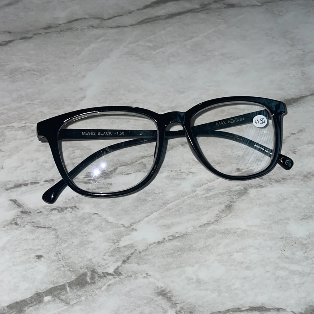 NEW Max Edition Black +1.50 glasses